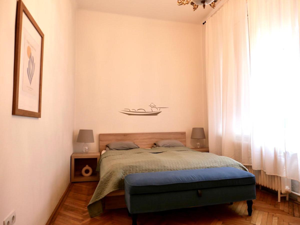 בודפשט Contemporary City Apartment Vaci Utca מראה חיצוני תמונה