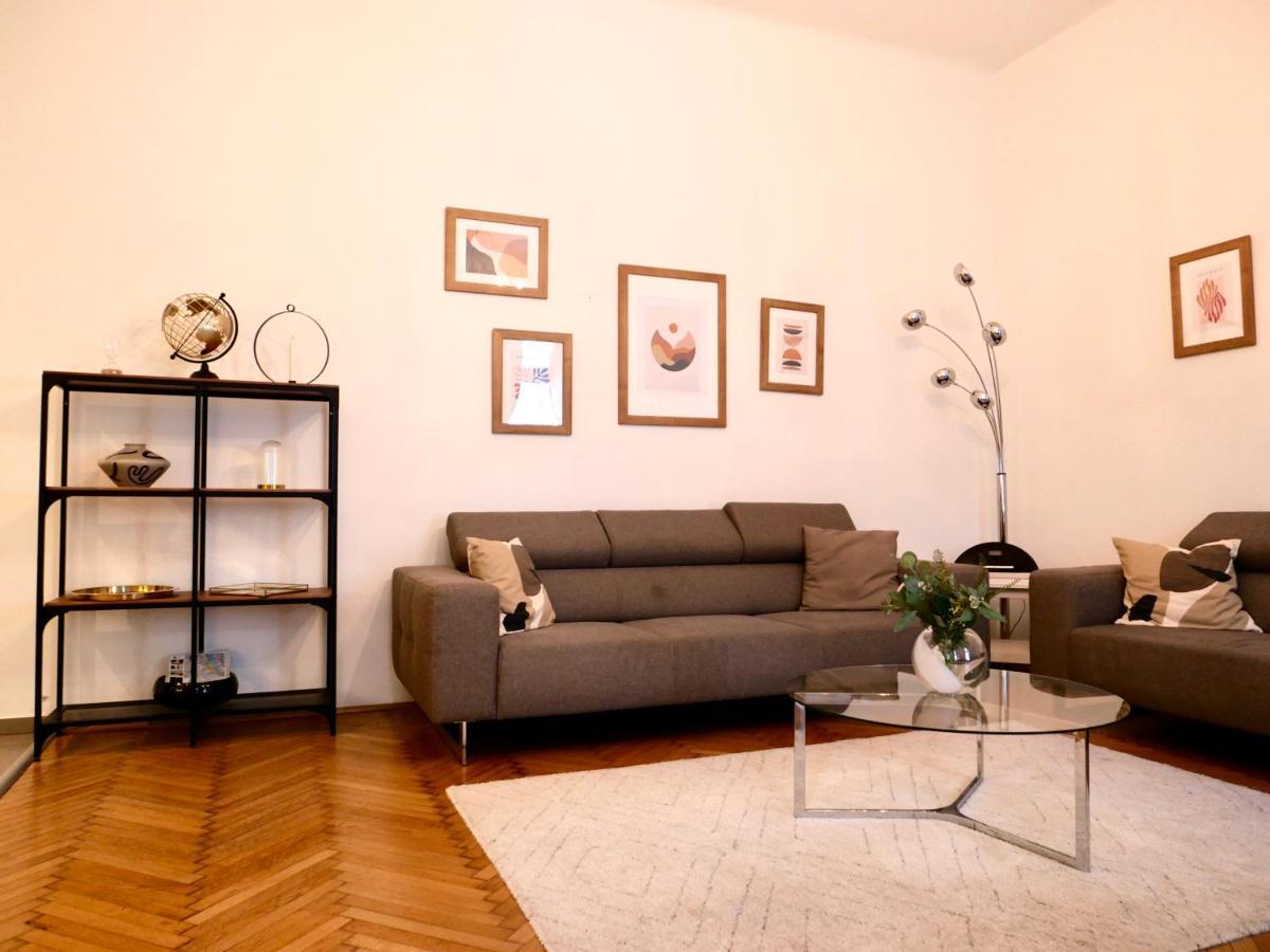 בודפשט Contemporary City Apartment Vaci Utca מראה חיצוני תמונה