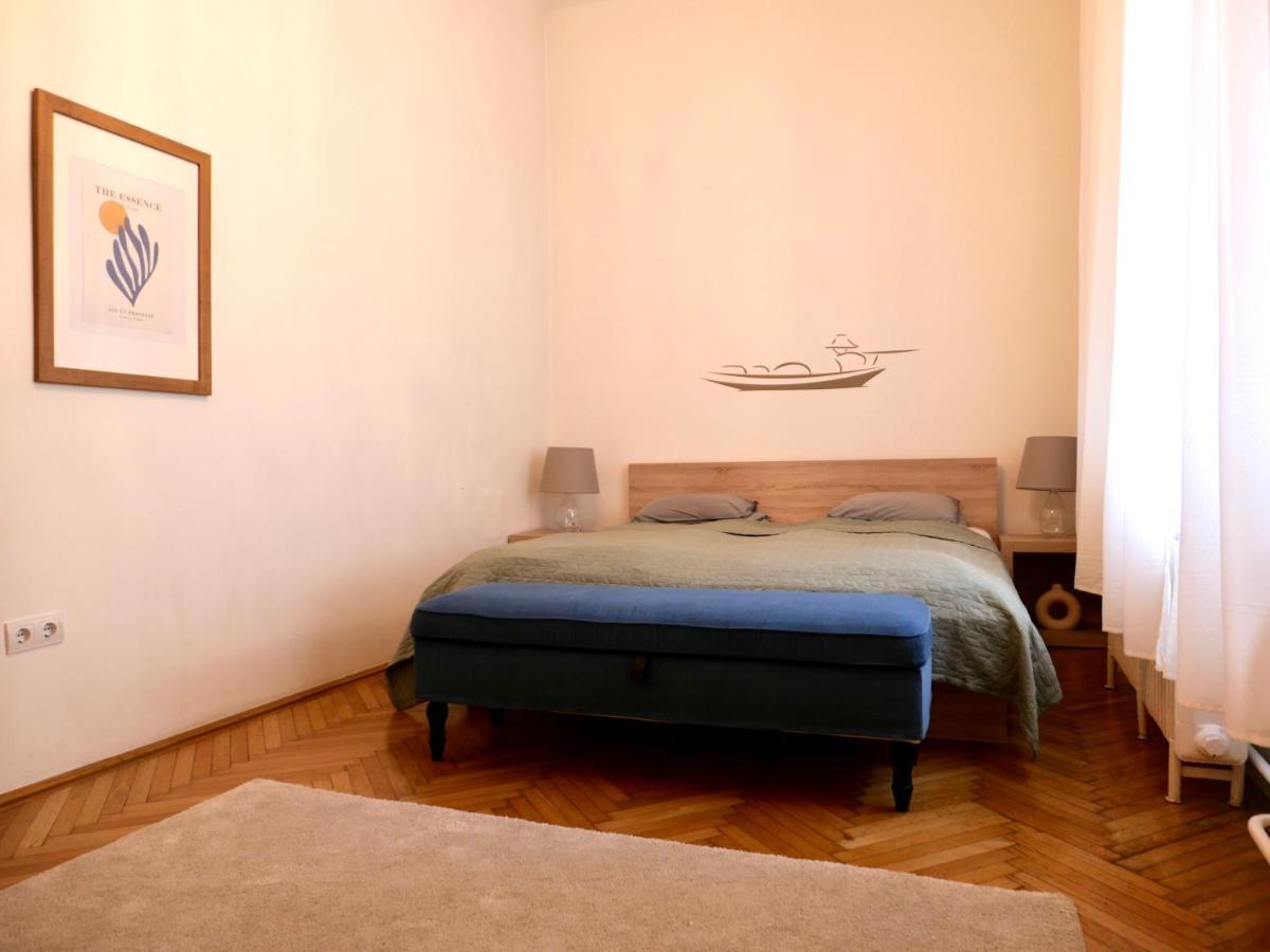 בודפשט Contemporary City Apartment Vaci Utca מראה חיצוני תמונה